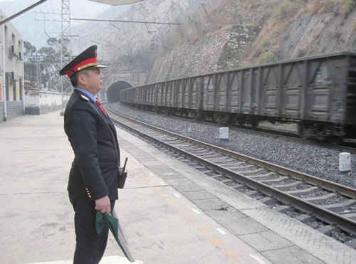 了解鐵路上的五大系統(tǒng)，車，機(jī)，工，電，輛崗位工作